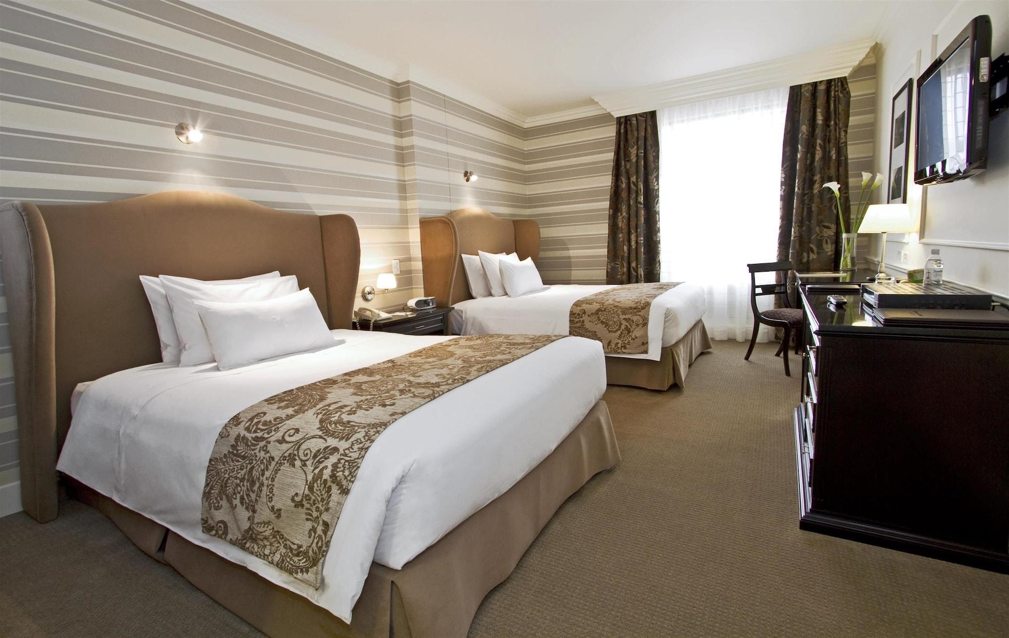 Dann Carlton Hotel